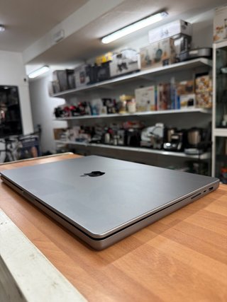 MacBook Pro 16 M1 Pro 16GB RAM 500GB SSD