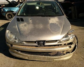 Peugeot 363873 9643477110 culata 206