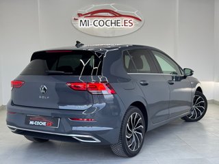 VOLKSWAGEN Golf 1.5 eTSI - AUTOMATICO - 17.000km