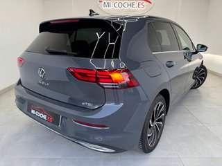 VOLKSWAGEN Golf 1.5 eTSI - AUTOMATICO - 17.000km