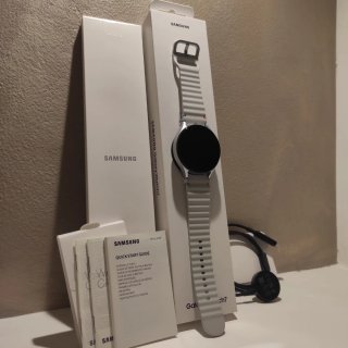 Samsung Galaxy Watch7 LTE 44mm Silver Nuovo