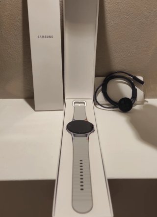 Samsung Galaxy Watch7 LTE 44mm Silver Nuovo