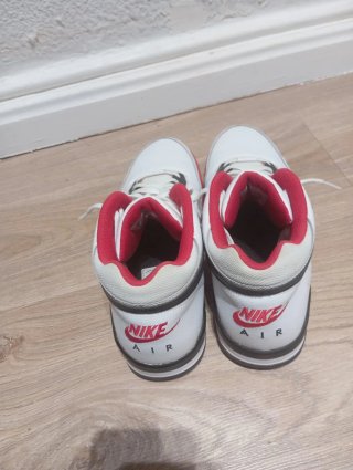 Zapatillas Nike Air Flight Blancas y Rojas
