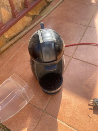 Cafetera Dolce Gusto Negra