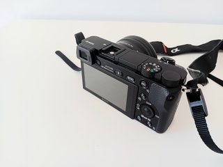 510 DISPAROS Cámara Sony A6000 como nueva