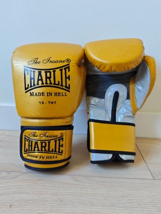 Guantes Boxeo Charlie 16 oz Dorados