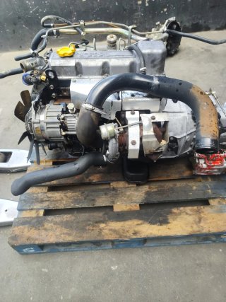 Motor Nissan BD30 Bomba Mecánica