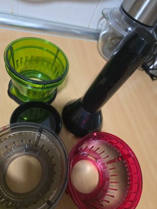 Extractor de zumo en frío Imetec SuccoVivo