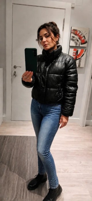 Chaqueta efecto piel negra