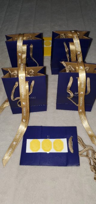 Set 5 borsette regalo Swarovski oro giallo
