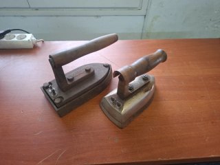 PLANCHAS ANTIGUAS DE HIERRO