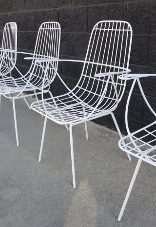 Set 4 sillas estilo Eames con brazos. Vintage 70s.