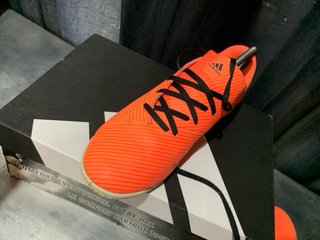 Zapatillas Adidas Nemesis Sala 41.5