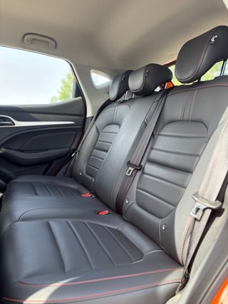 MG ZS Luxury 2024 21.600km Etiqueta C