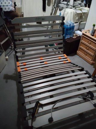 Cama articulada eléctrica con mando