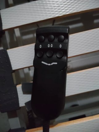Cama articulada eléctrica con mando