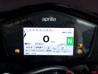 APRILIA TUONO V4 1100