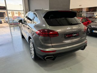 Porsche Cayenne 2015