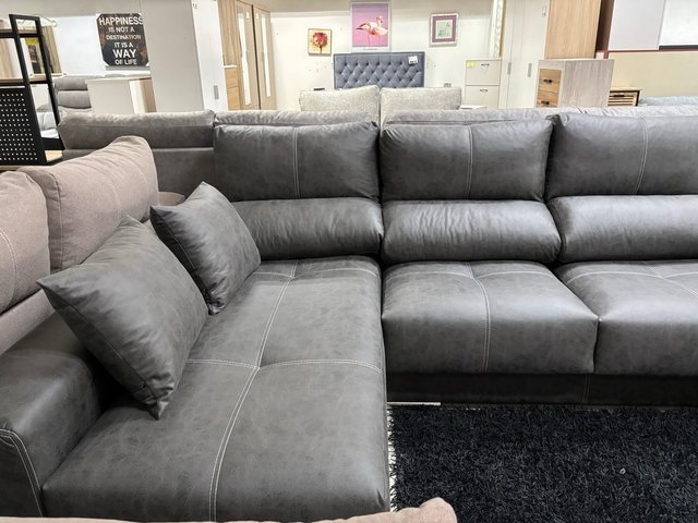 Sofá Chaise Longue Extraíble y Reclinable