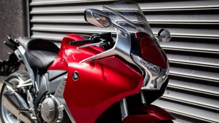 Honda VFR 1200 F Roja