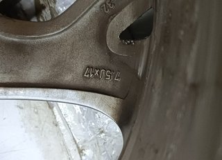 Citroen r17 llanta c4 berlina 5202521