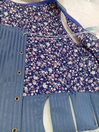 Traje de huertana, justillo , falda y manteletas,