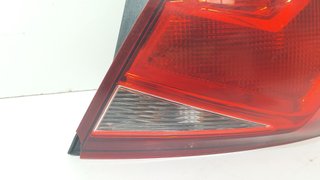 PILOTO TRASERO DERECHO SEAT LEON ST (5F8)