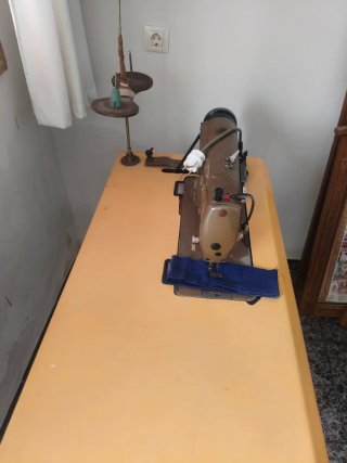Máquina de coser Columbia N430-3