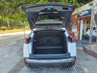 Peugeot 3008 HDI 130 cv S&S Allure año 2021