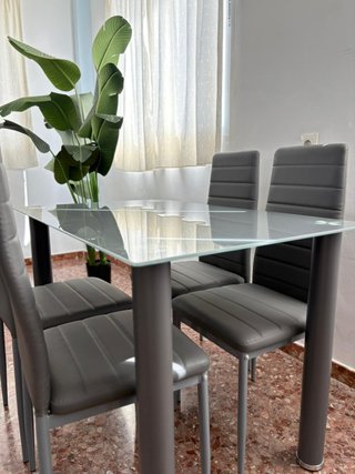 ENVIO GRATIS!! Juego comedor 4 sillas grises