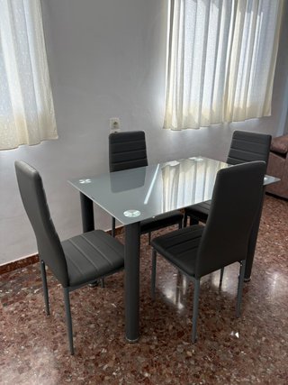 ENVIO GRATIS!! Juego comedor 4 sillas grises
