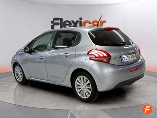 Peugeot 208 5P Signature BlueHDi 73KW (100CV)