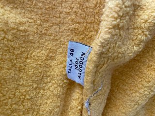Chaqueta tejana con borrego amarilla