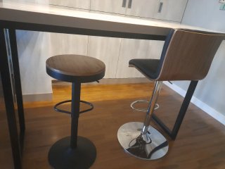Taburetes altos madera y metal (2)
