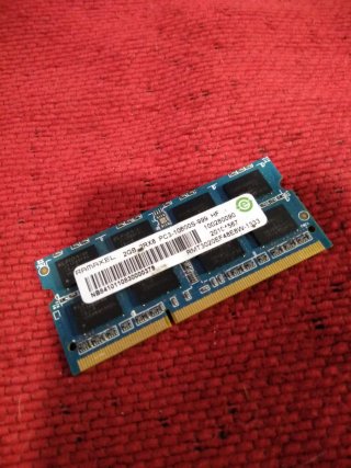 Memoria RAM DDR3 portátil 2GB