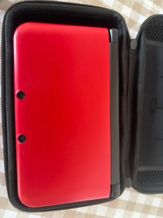 Nintendo 3DS XL Negra y Roja