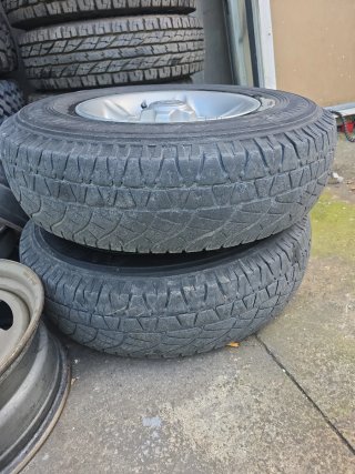 Llantas Land Rover 7.50 R16C