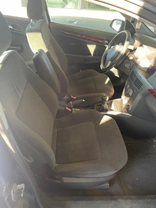 Opel Astra 2010