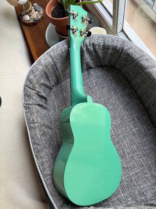 Ukelele Octopus Verde como nuevo
