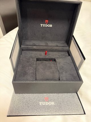 Tudor Black Bay 54