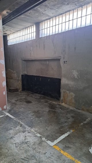 Se alquila plaza de garaje pequeña en Gascona