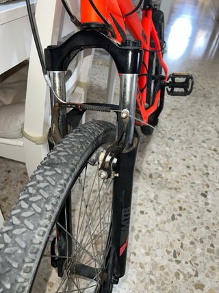 Bicicleta Montaña Roja Precio negociable