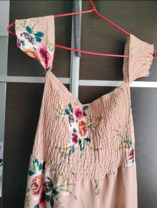Vestido largo floral rosa