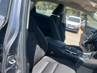 Lexus NX 300h Business Navigation 2WD 145 kW (197 CV)