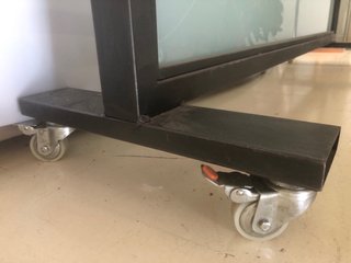 Biombo cristal metal con ruedas