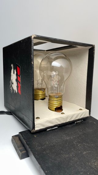 Proyector Cine NIC 1931 + 31 Películas