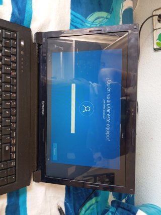 Portátil Lenovo B560