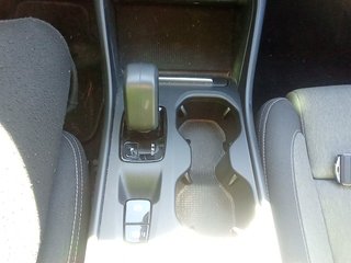 Volvo XC40 T2 Momentum Pro Auto 95 kW (129 CV)
