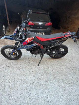Aprilia SX125 Supermoto