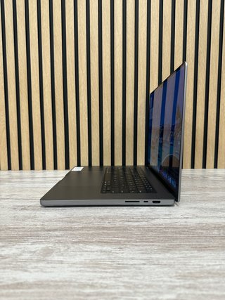 MacBook Pro 16" 2021 M1 MAX 32gb 1tb SSD
